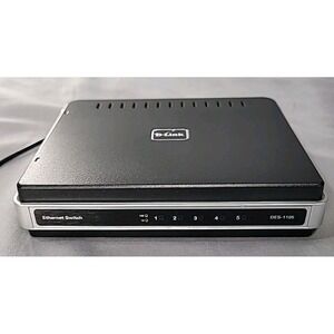 D-Link DES-1105 5-Port 10/100 Mbps Desktop Ethernet Network Switch